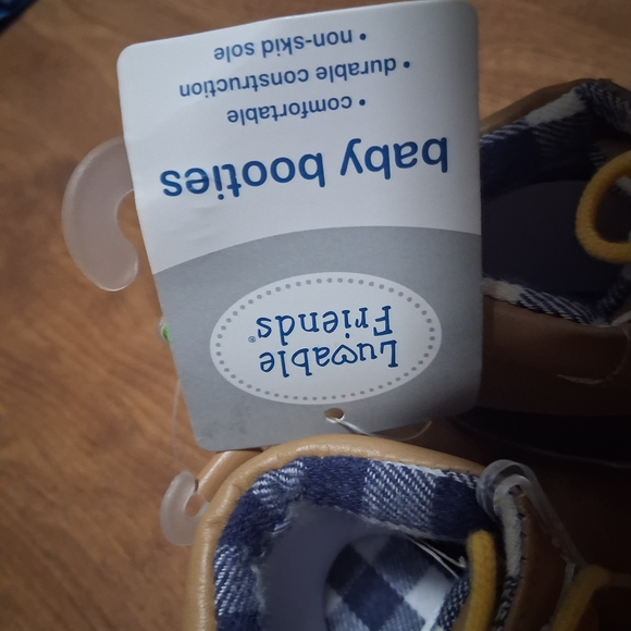 LG Tan and Blue Baby Walker Shoes - Picture 3 of 3